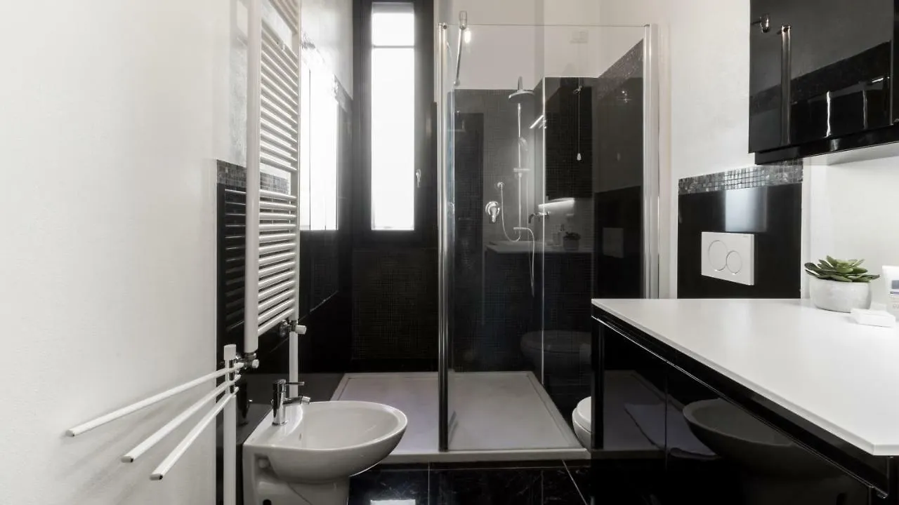 Italianway - Garigliano 4 Flat Lägenhet Milano