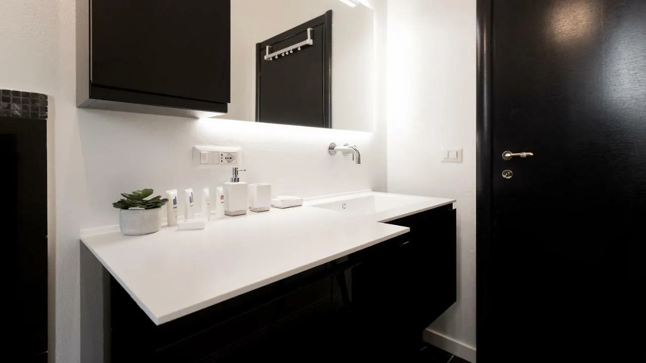 Italianway - Garigliano 4 Flat Lägenhet Milano